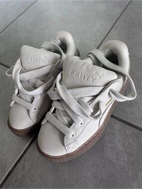 FENTY Kids Low-Top Sneakers in White with Gum Sole